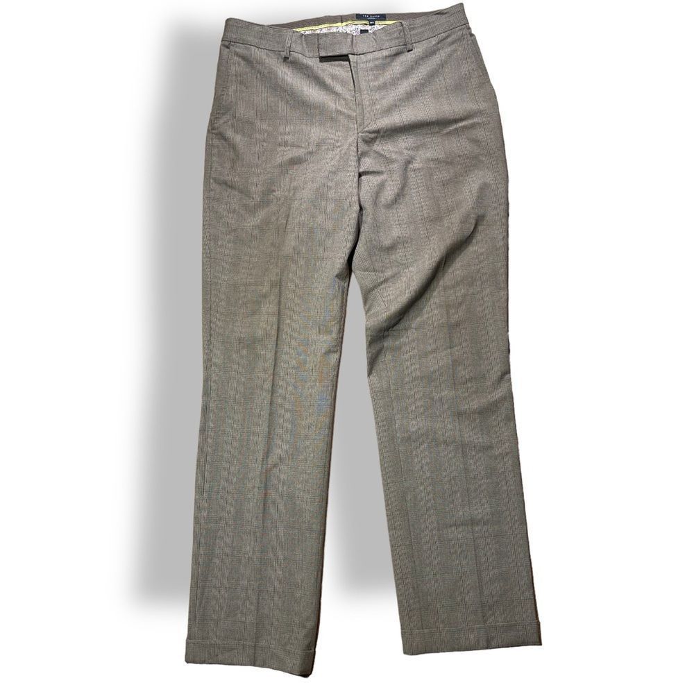 Men’s Ted Baker London trousers in size 34L. 